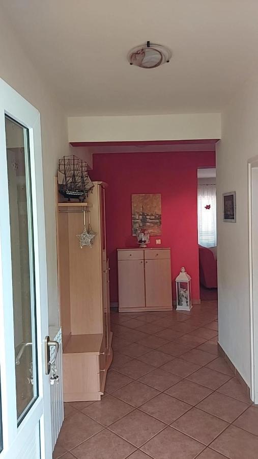 Apartmani Katarina Mundanije Exterior foto